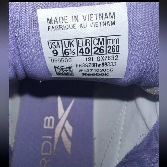 Reebok Club C Cardi B Sneakers Crisp Purple GX5027 Size 9 Women’s - Picture 3 of 3